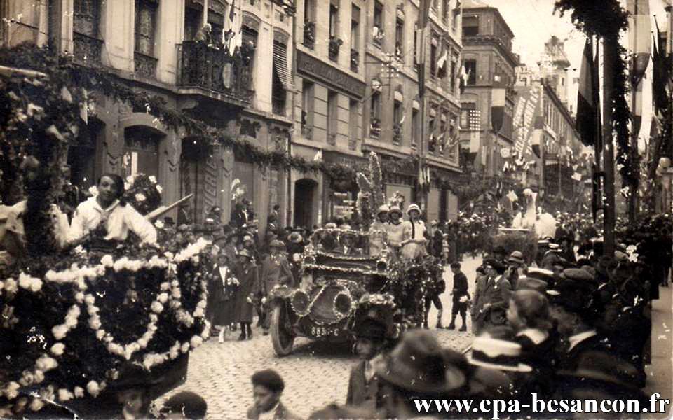 Besançon - Rue de la République - Fêtes du Centenaire de Louis Pasteur - 1923